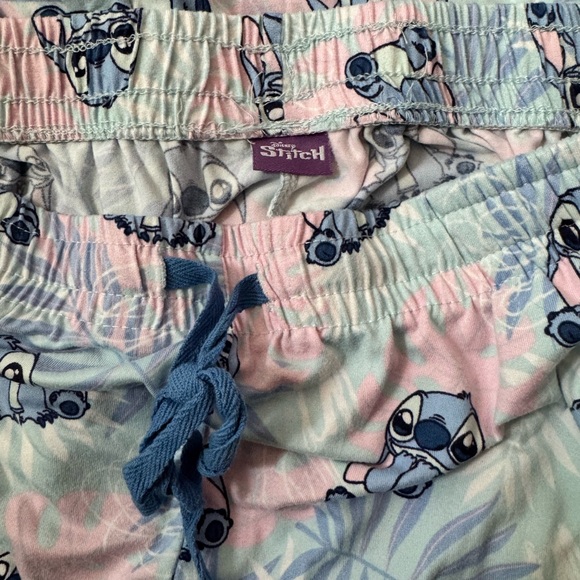 Disney Stitch Blue and Pink Pajama Set - Picture 6 of 8